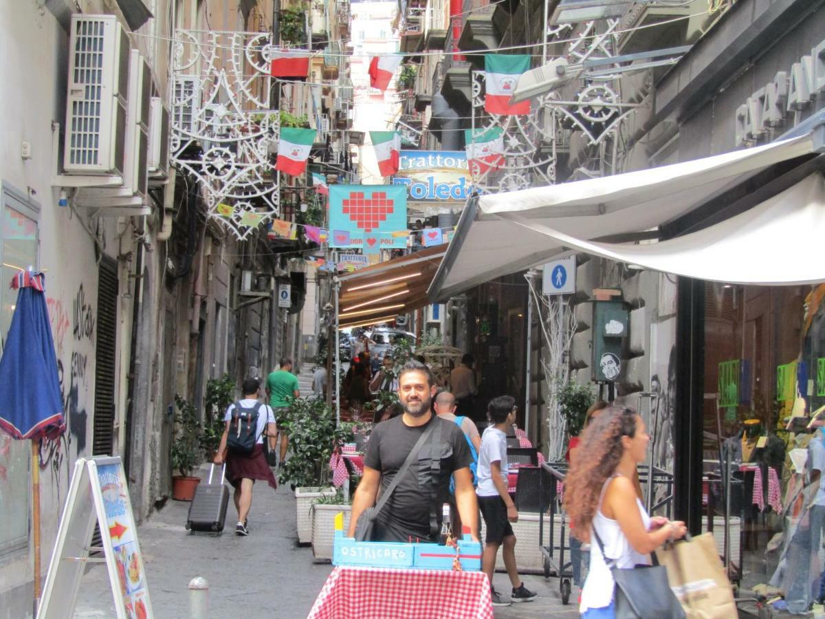 Casa Vacanze La Fenice Naples Exterior photo